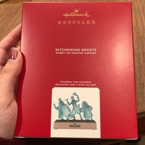 2020 Hitchhiking Ghosts hallmark ornament